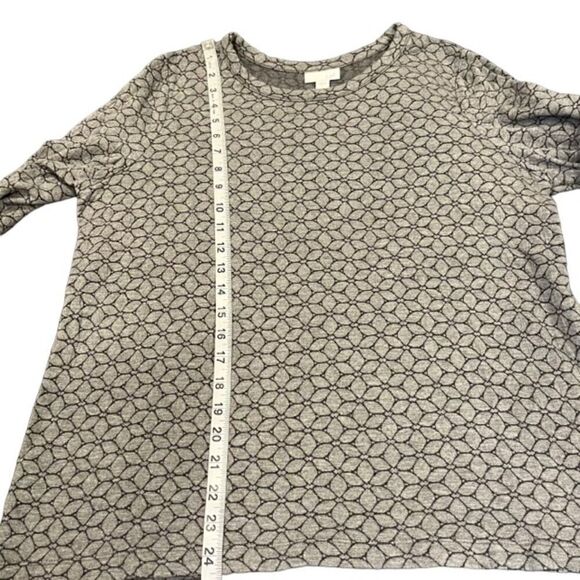 J. Jill Stretch Tunic Gray with Black Geometric Flower Pattern Round Neck Size M - Picture 7 of 8